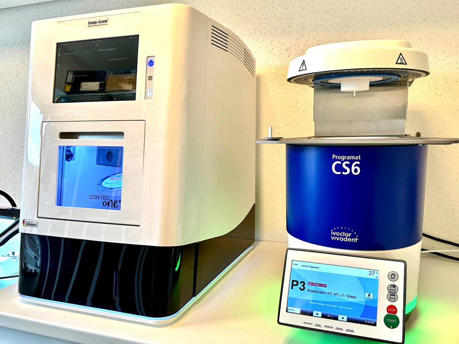Imes-icore CORiTEC one+ Fräse und Programat Brennofen im hauseigenen Labor